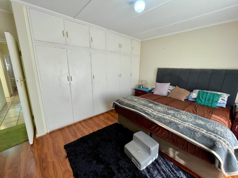 3 Bedroom Property for Sale in Kenmare Gauteng