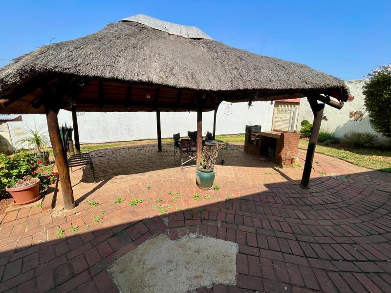 3 Bedroom Property for Sale in Kenmare Gauteng