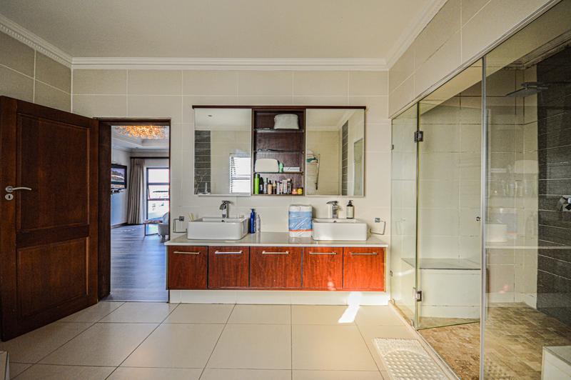 4 Bedroom Property for Sale in Copperleaf Estate Gauteng