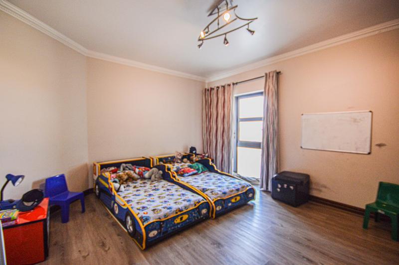 4 Bedroom Property for Sale in Copperleaf Estate Gauteng
