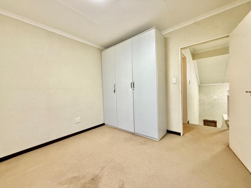To Let 2 Bedroom Property for Rent in Greenstone Hill Gauteng