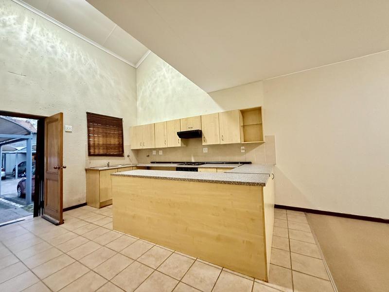 To Let 2 Bedroom Property for Rent in Greenstone Hill Gauteng