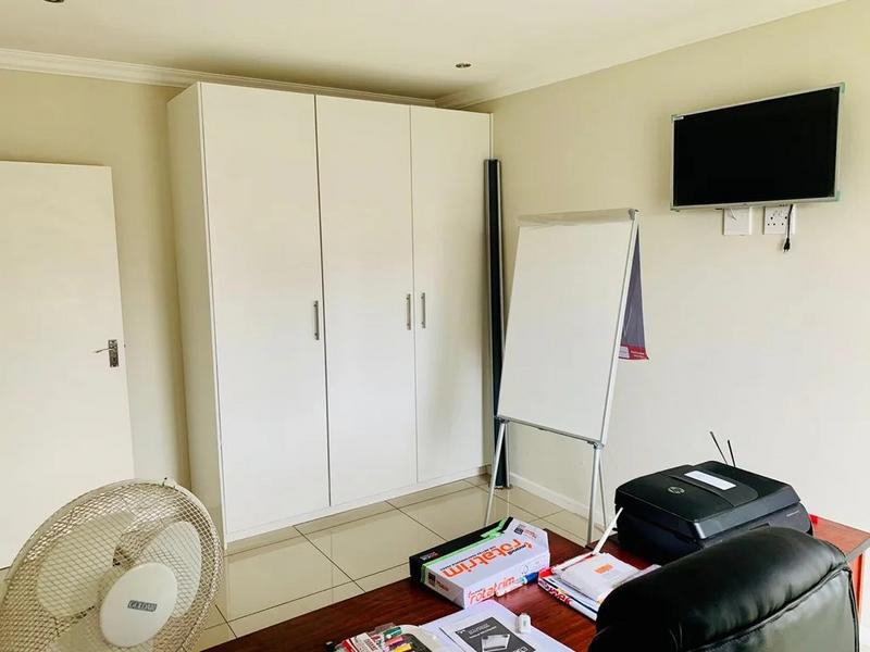 To Let 3 Bedroom Property for Rent in Buccleuch Gauteng