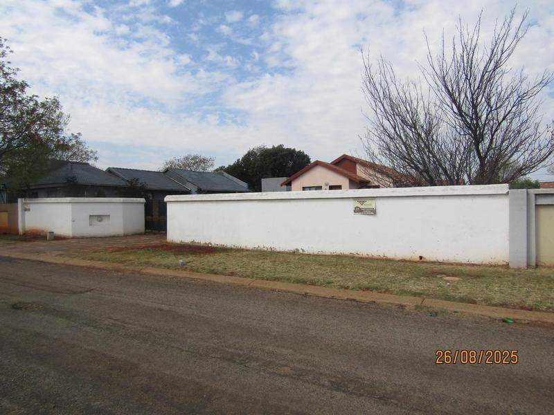 3 Bedroom Property for Sale in Dawn Park Gauteng