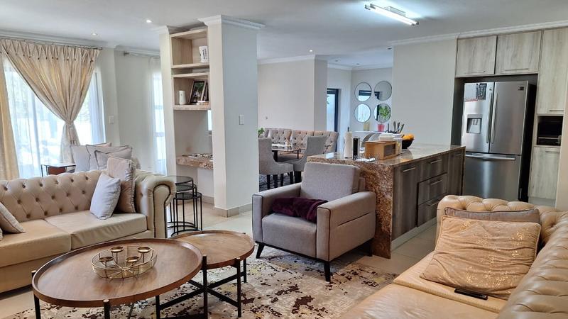 To Let 4 Bedroom Property for Rent in Midstream Estate Gauteng