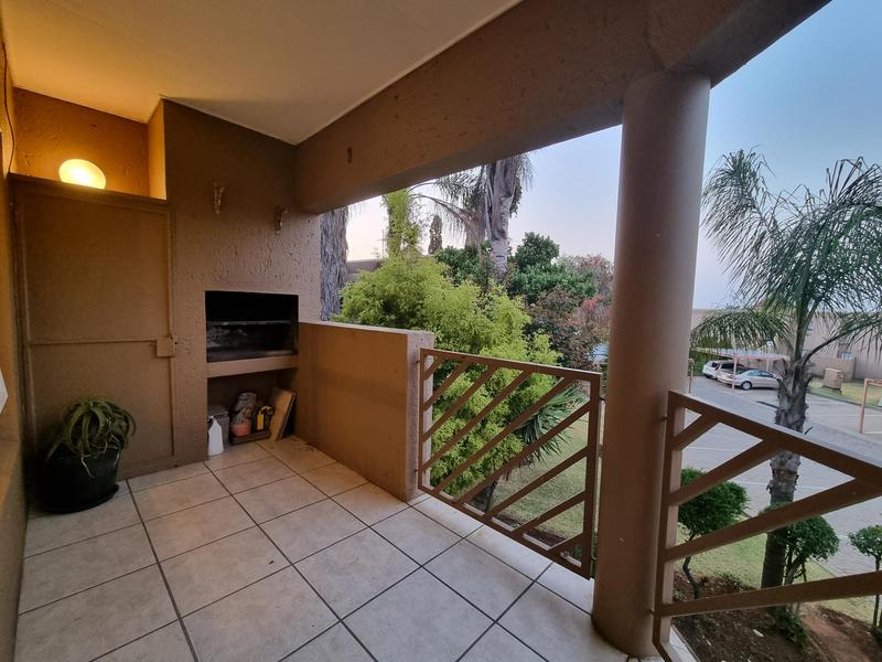 To Let 2 Bedroom Property for Rent in Allens Nek Gauteng