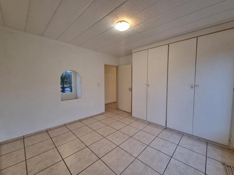 To Let 2 Bedroom Property for Rent in Allens Nek Gauteng