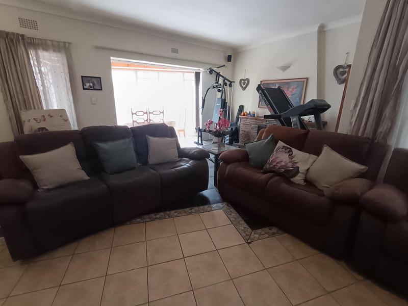 3 Bedroom Property for Sale in Woodmere Gauteng