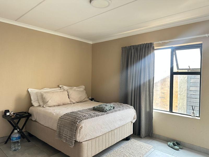 To Let 2 Bedroom Property for Rent in Pomona Gauteng