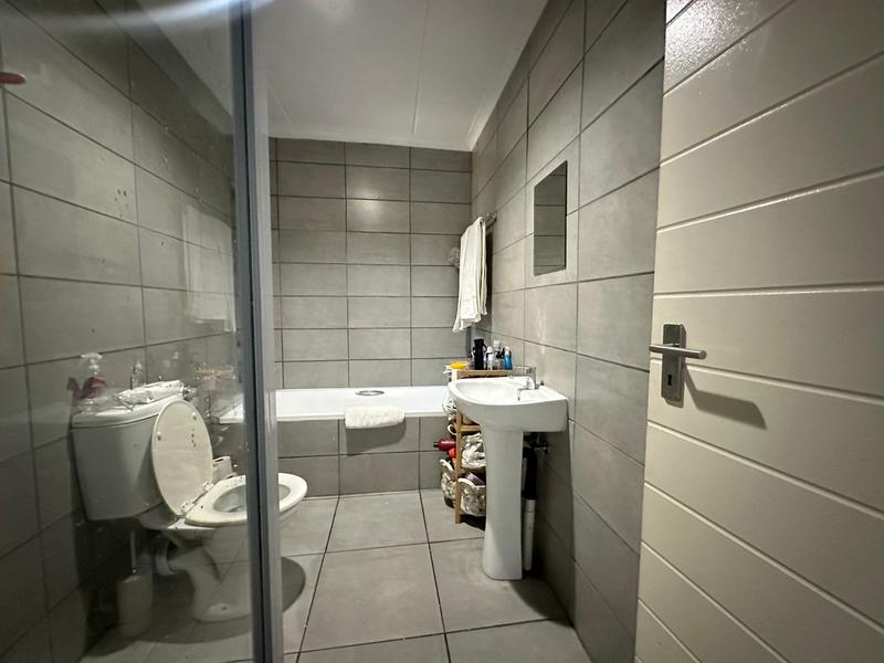 To Let 2 Bedroom Property for Rent in Pomona Gauteng