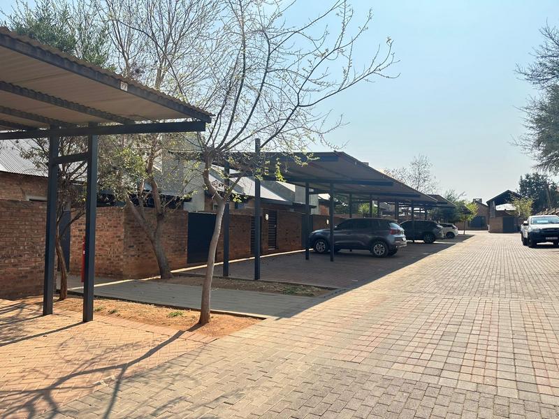 To Let 2 Bedroom Property for Rent in Pomona Gauteng