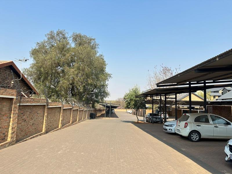 To Let 2 Bedroom Property for Rent in Pomona Gauteng