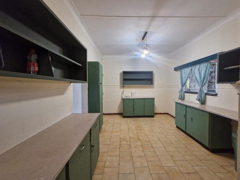 To Let 4 Bedroom Property for Rent in Claremont Gauteng