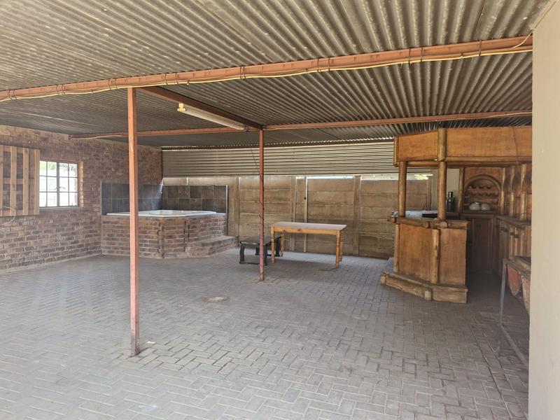 To Let 4 Bedroom Property for Rent in Claremont Gauteng