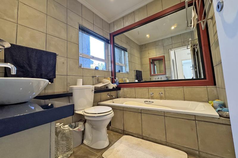 2 Bedroom Property for Sale in Sandown Gauteng