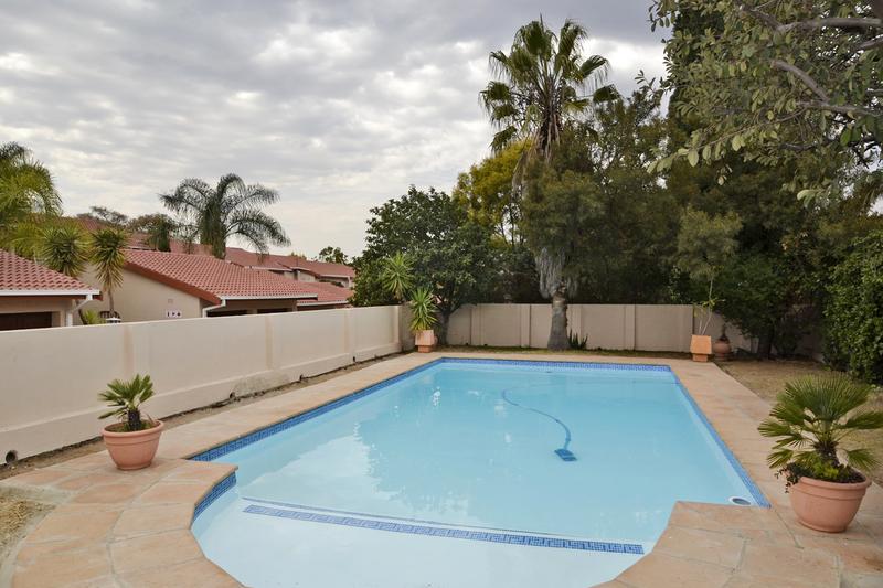 2 Bedroom Property for Sale in Sandown Gauteng