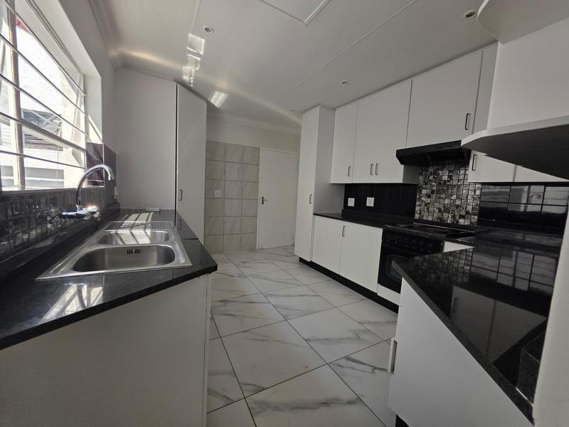 To Let 3 Bedroom Property for Rent in Sunninghill Gauteng