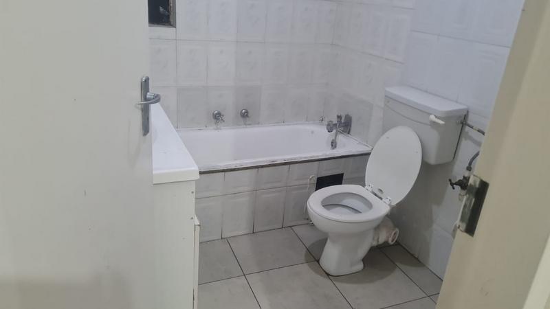 2 Bedroom Property for Sale in Bedford Gardens Gauteng