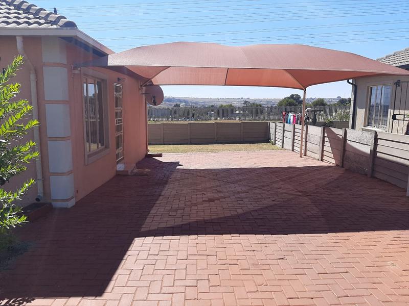 To Let 2 Bedroom Property for Rent in Noordwyk Gauteng