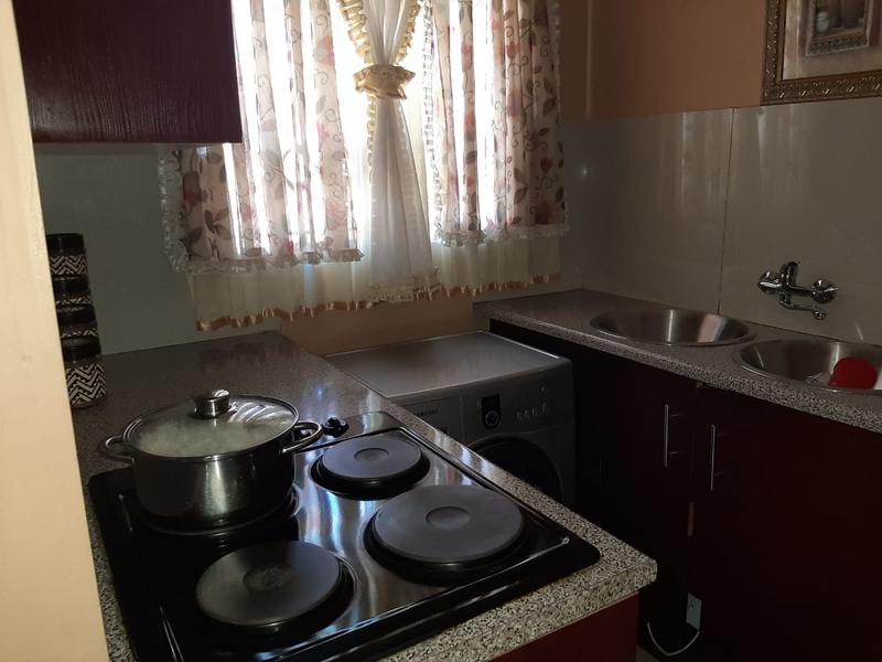 To Let 2 Bedroom Property for Rent in Noordwyk Gauteng