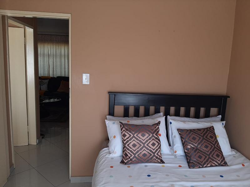 To Let 2 Bedroom Property for Rent in Noordwyk Gauteng