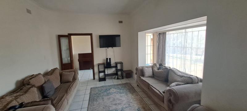 4 Bedroom Property for Sale in Parkdene Gauteng