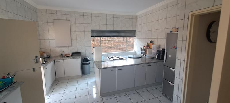 4 Bedroom Property for Sale in Parkdene Gauteng