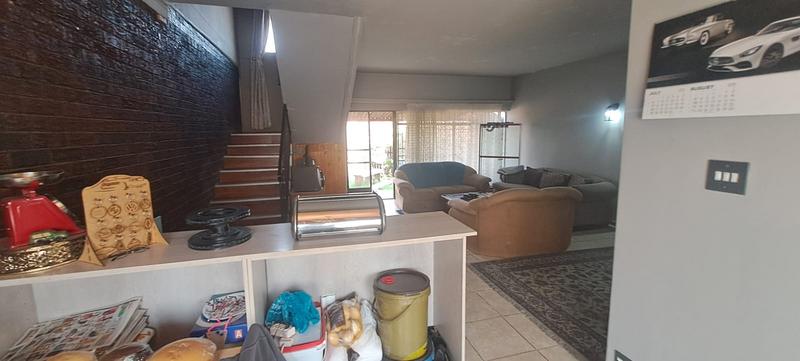 2 Bedroom Property for Sale in Witfield Gauteng