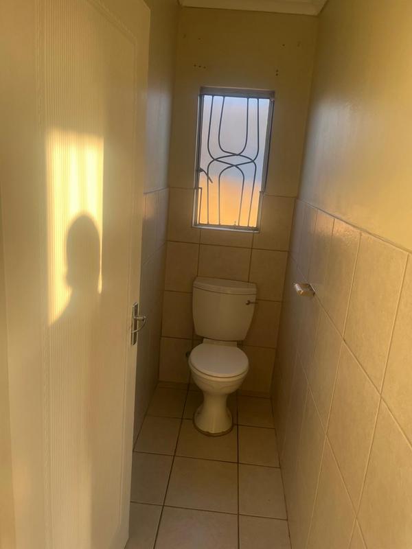 To Let 2 Bedroom Property for Rent in Windmill Park Gauteng