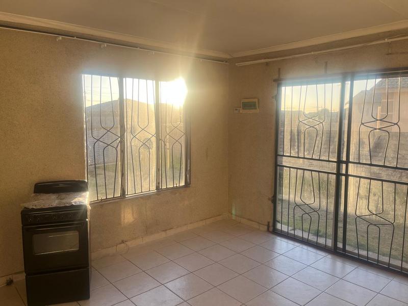 To Let 2 Bedroom Property for Rent in Windmill Park Gauteng