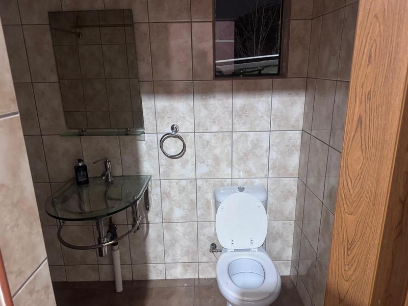 To Let 4 Bedroom Property for Rent in Kensington Gauteng