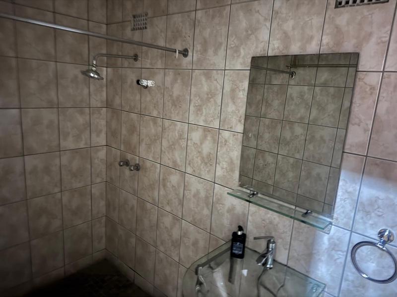 To Let 4 Bedroom Property for Rent in Kensington Gauteng