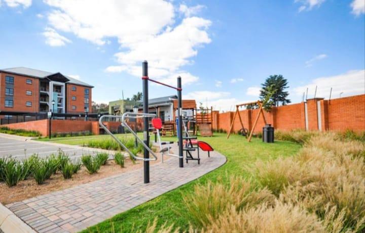 To Let 2 Bedroom Property for Rent in Modderfontein Gauteng