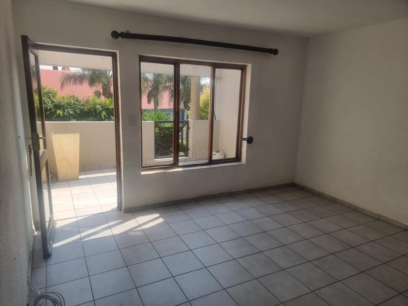 2 Bedroom Property for Sale in Marais Steyn Park Gauteng