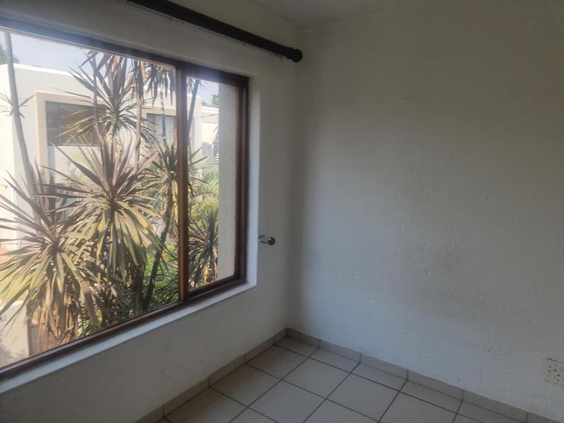 2 Bedroom Property for Sale in Marais Steyn Park Gauteng