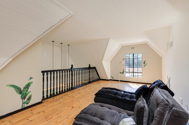 5 Bedroom Property for Sale in Bryanston Gauteng