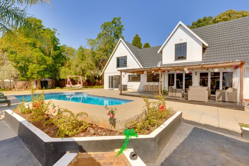 5 Bedroom Property for Sale in Bryanston Gauteng