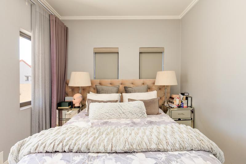 1 Bedroom Property for Sale in Paulshof Gauteng