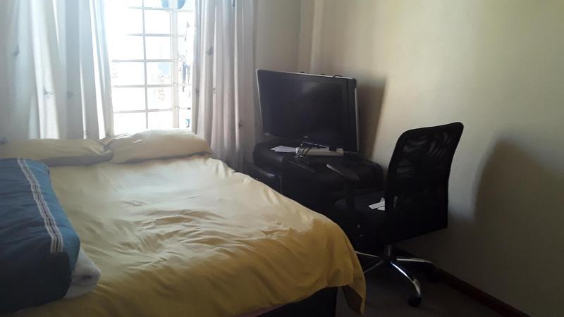 To Let 2 Bedroom Property for Rent in Amberfield Gauteng