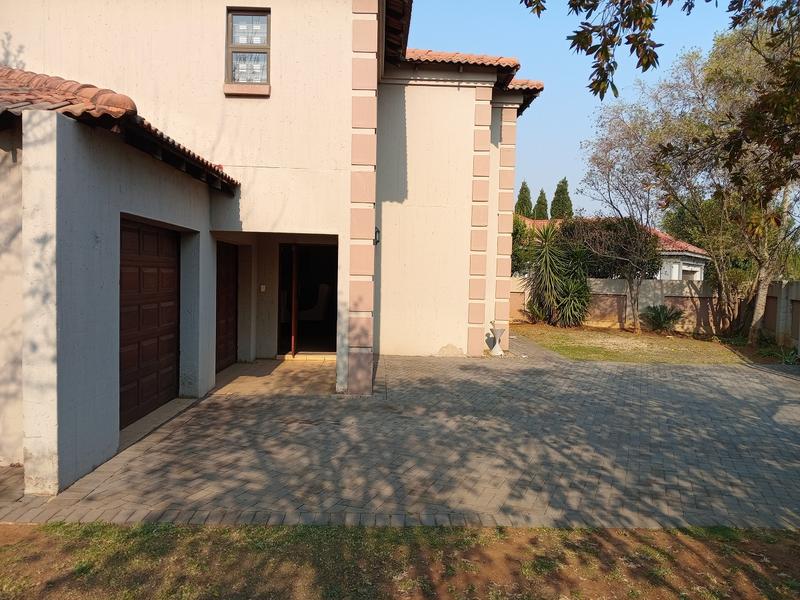 3 Bedroom Property for Sale in Vanderbijlpark SE 8 Gauteng