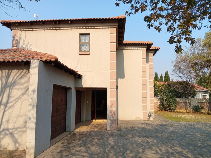 3 Bedroom Property for Sale in Vanderbijlpark SE 8 Gauteng