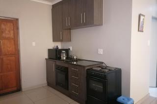 3 Bedroom Property for Sale in Clayville Gauteng