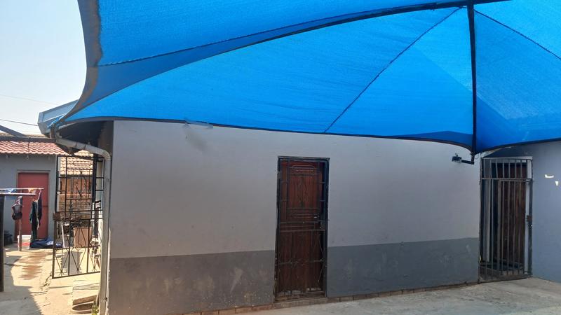 2 Bedroom Property for Sale in Tembisa Gauteng