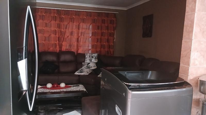 2 Bedroom Property for Sale in Tembisa Gauteng