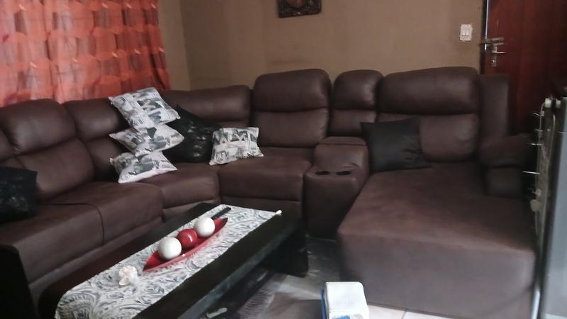 2 Bedroom Property for Sale in Tembisa Gauteng