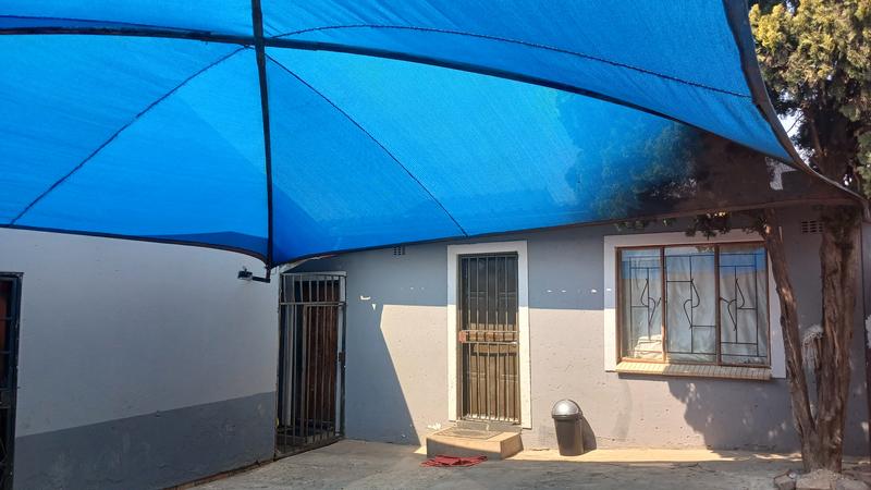 2 Bedroom Property for Sale in Tembisa Gauteng