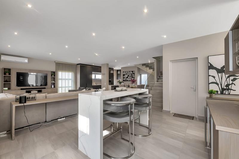 To Let 3 Bedroom Property for Rent in Bryanston Gauteng