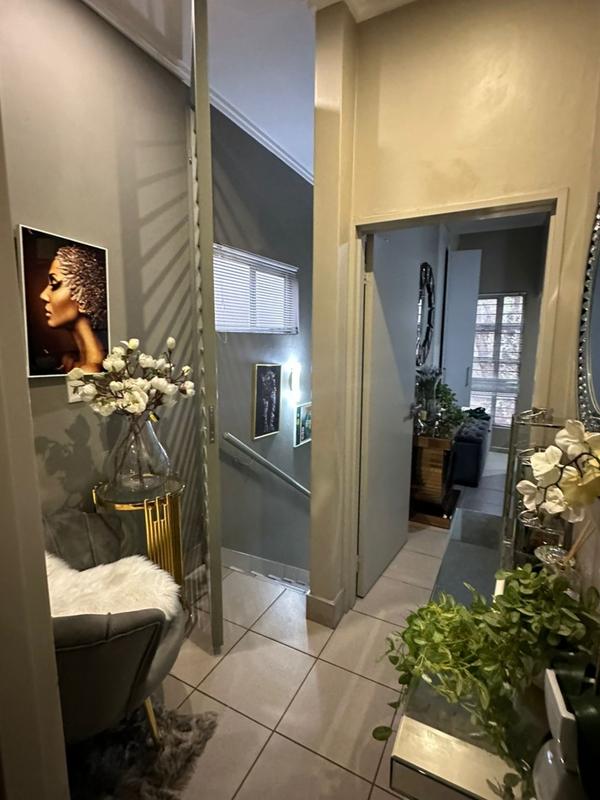To Let 2 Bedroom Property for Rent in Monument Park Gauteng