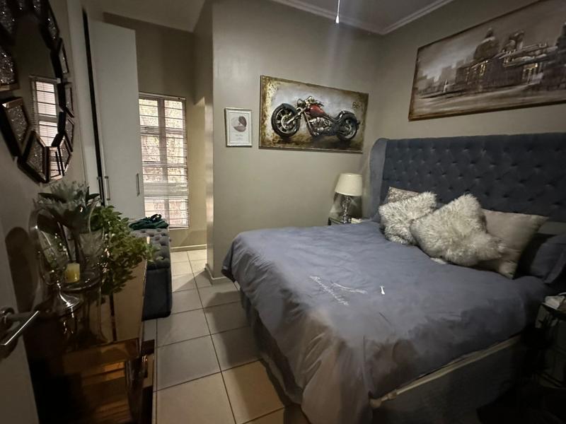 To Let 2 Bedroom Property for Rent in Monument Park Gauteng