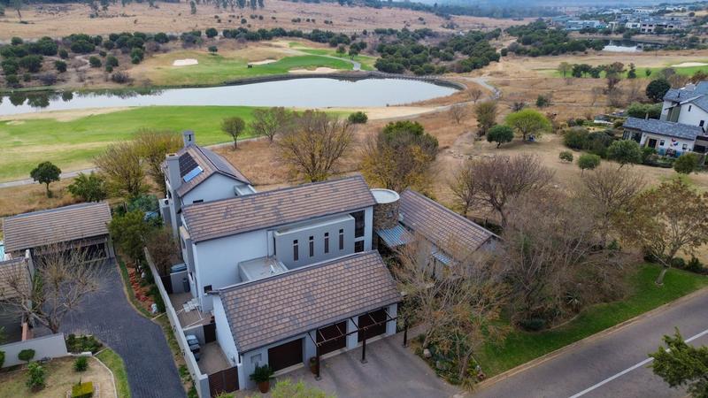 5 Bedroom Property for Sale in Copperleaf Estate Gauteng